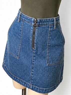 NEW High-Rise Denim Mini Skirt Large Front Zip Ring Pull Pocket Jean Skirt